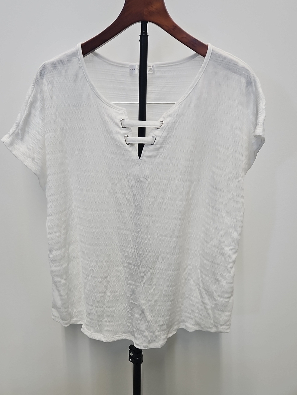 Casual White Lace-Up V-Neck Tee